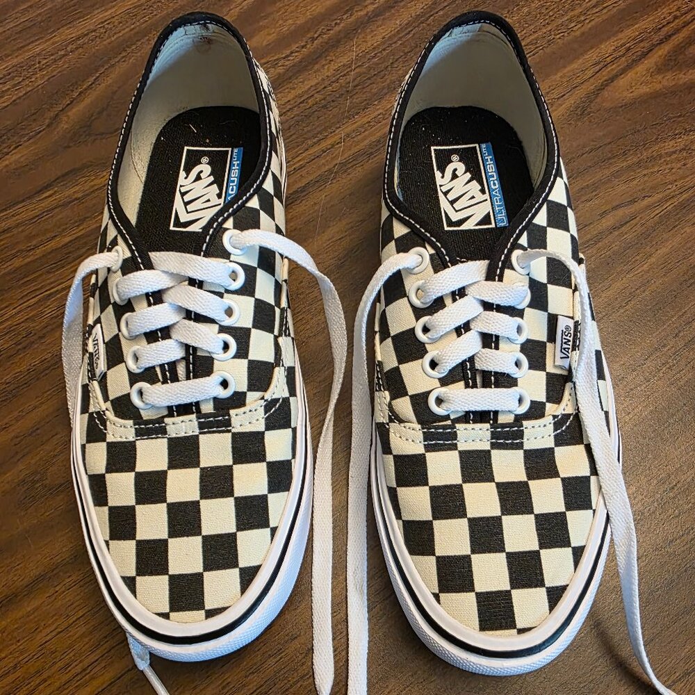 Vans Golden Coast Checkerboard Shoes M-7 W-8.5